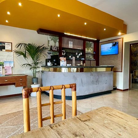 B City Hotel Bardolino Exterior photo